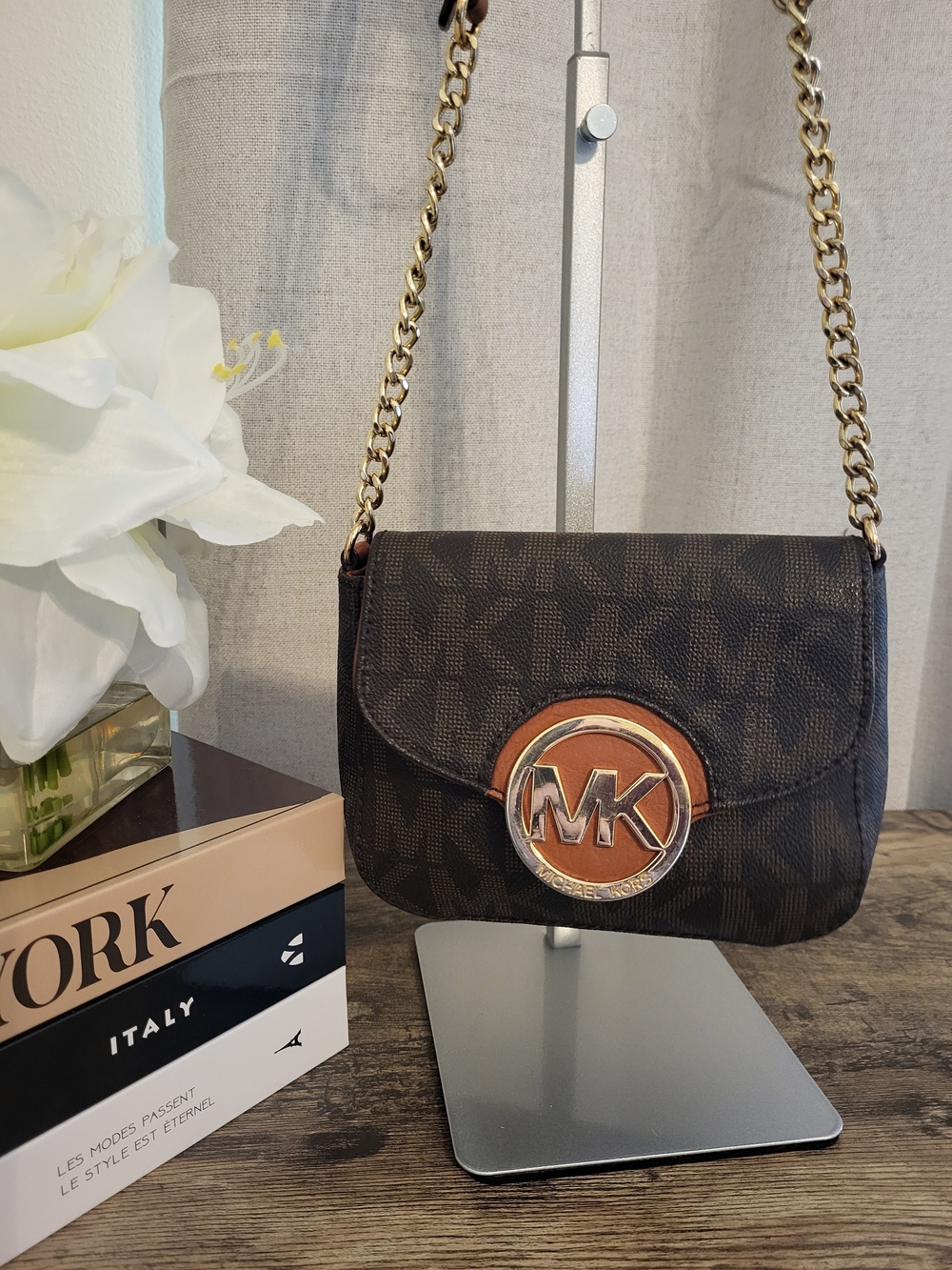 Michael Kors Fulton Flap Gusset Crossbody